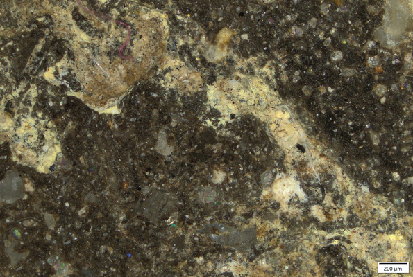 01 yellow pigment residue in crack.tif